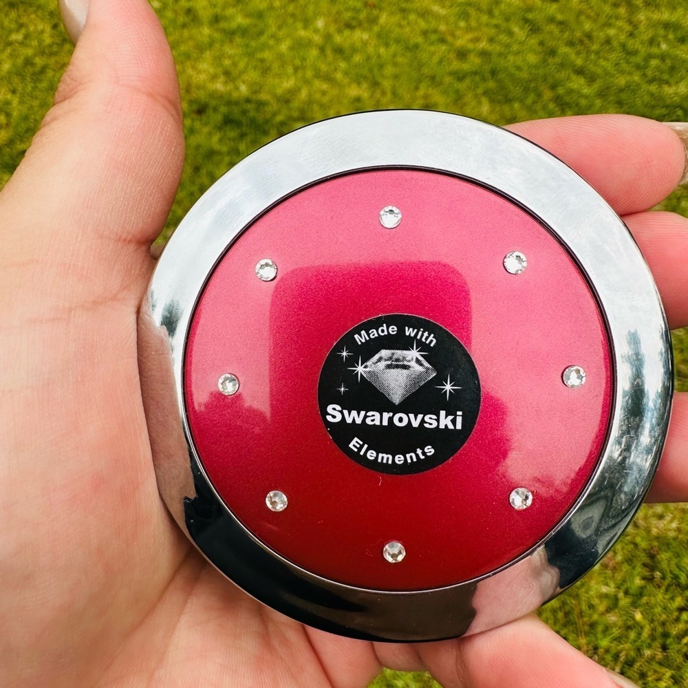 Red Compact Mirror - Picture 4 of 4